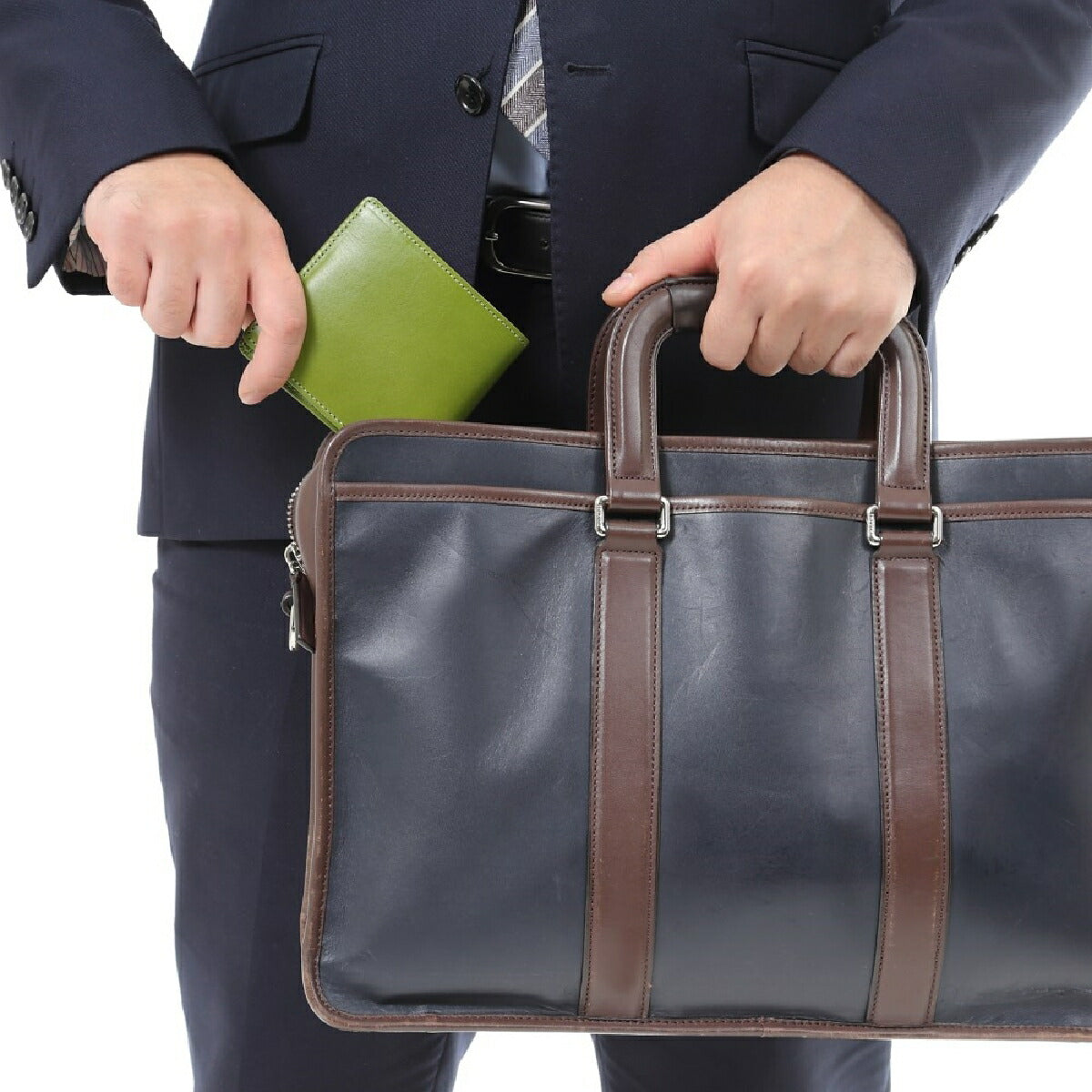 極薄 財布 春財布 オイル レザー 本革 二つ折り 財布 バンタン メンズ 牛革 パース 日本製 (グリーン)